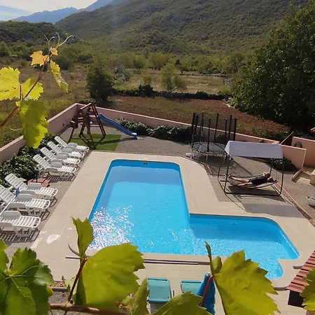 Perunika Ferienhaus Zezevica