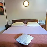 Σπίτι διακοπών Perunika *